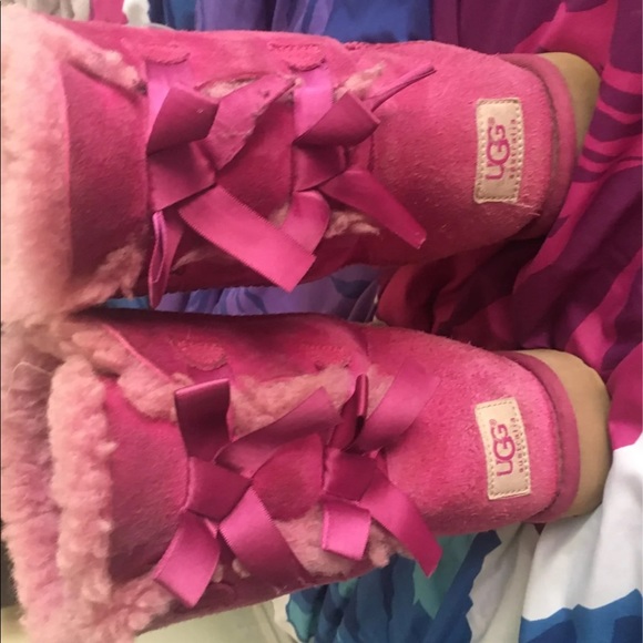 Pinkish purple uggs - Picture 3 of 3